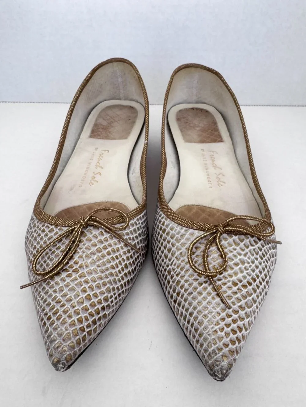 French Sole Womens Penelope Pointy Flats, White Gold Leather Wedge EU 40 US 10